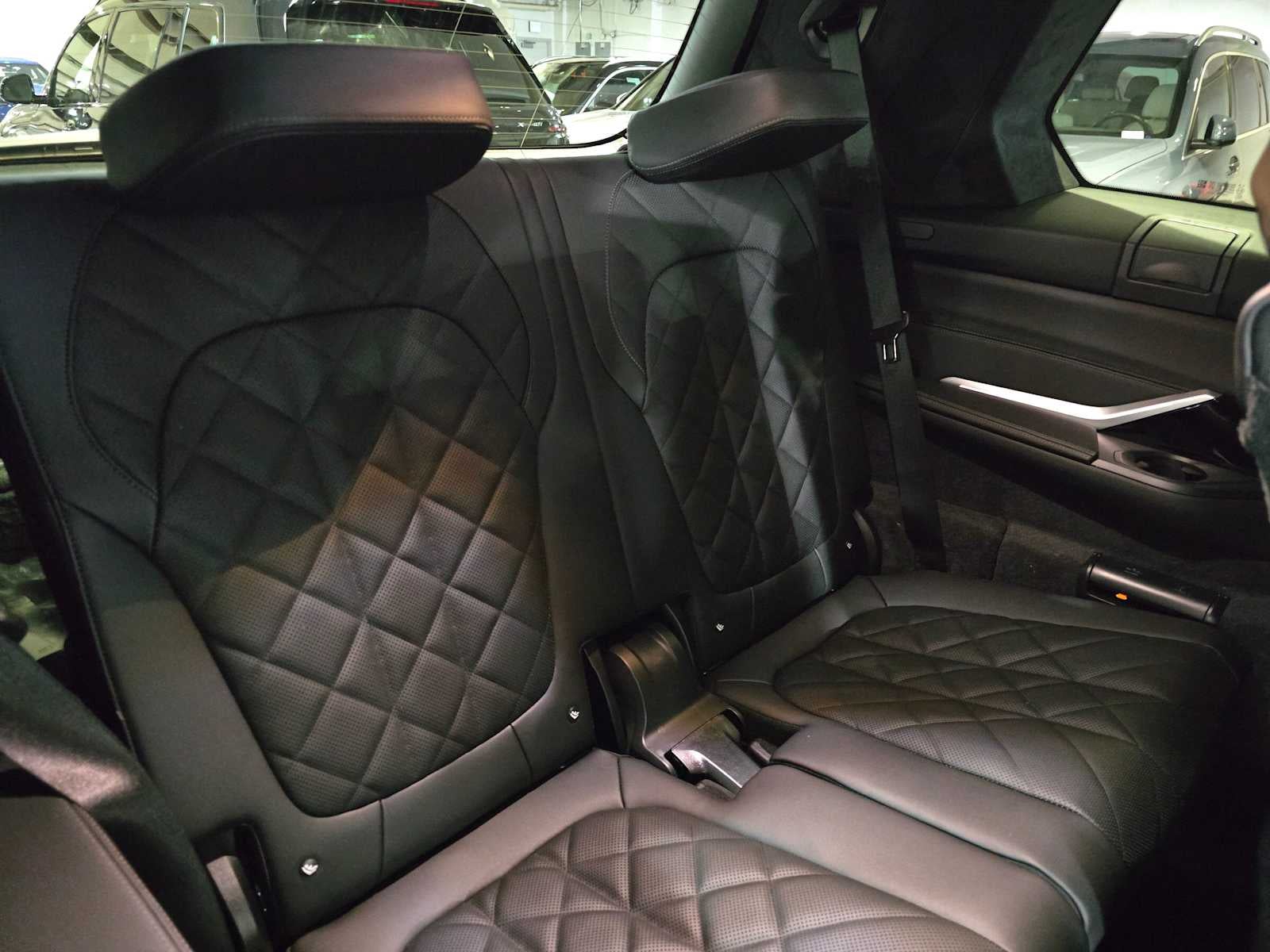 2026 BMW X7 xDrive40i xDrive40i