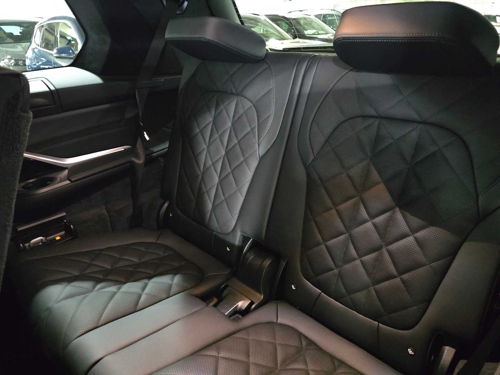 2026 BMW X7 xDrive40i xDrive40i