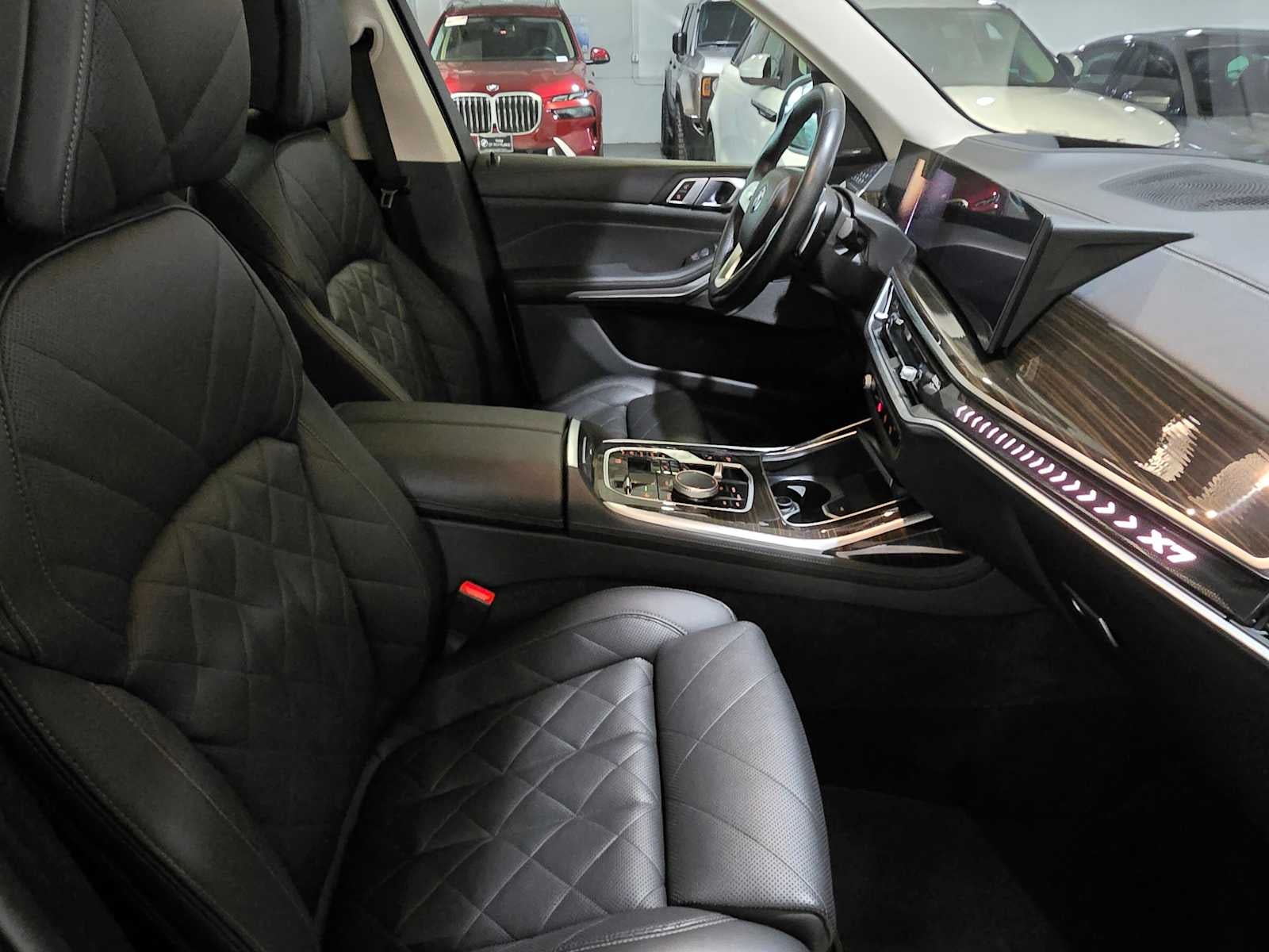 2025 BMW X7 xDrive40i xDrive40i