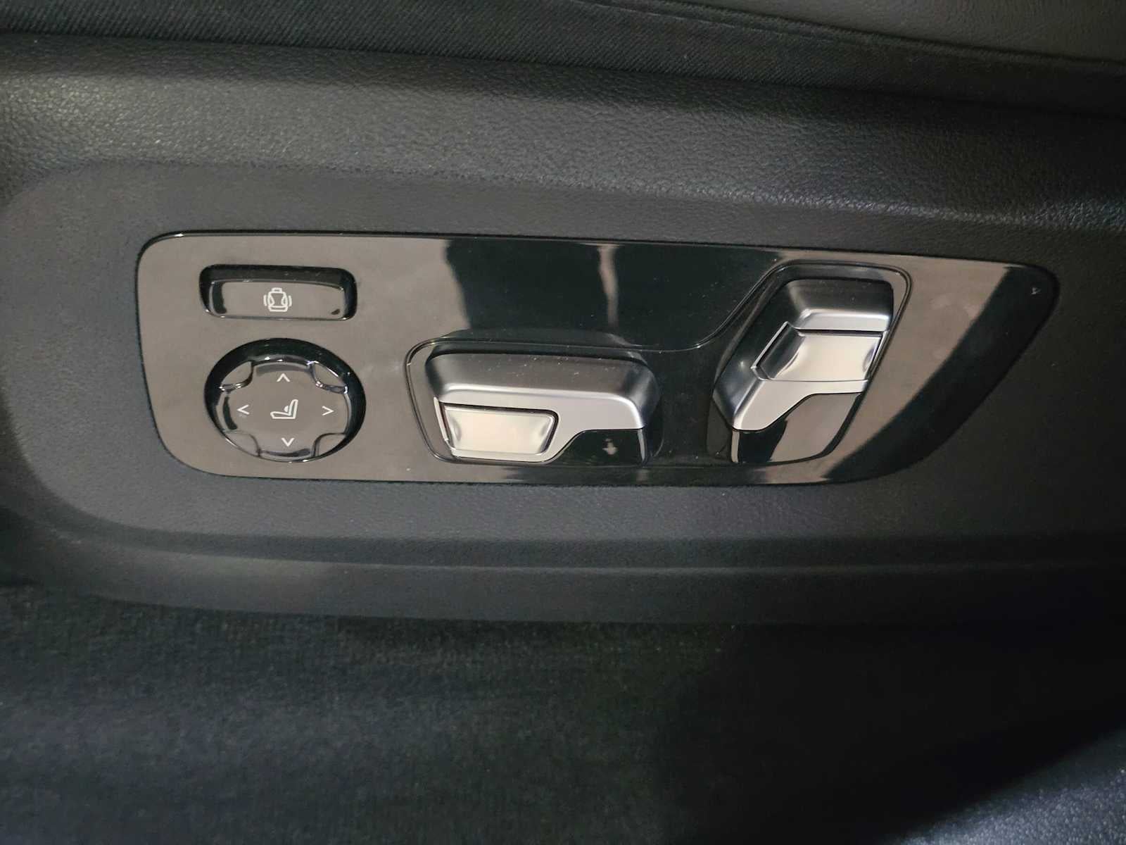 2025 BMW X7 xDrive40i xDrive40i