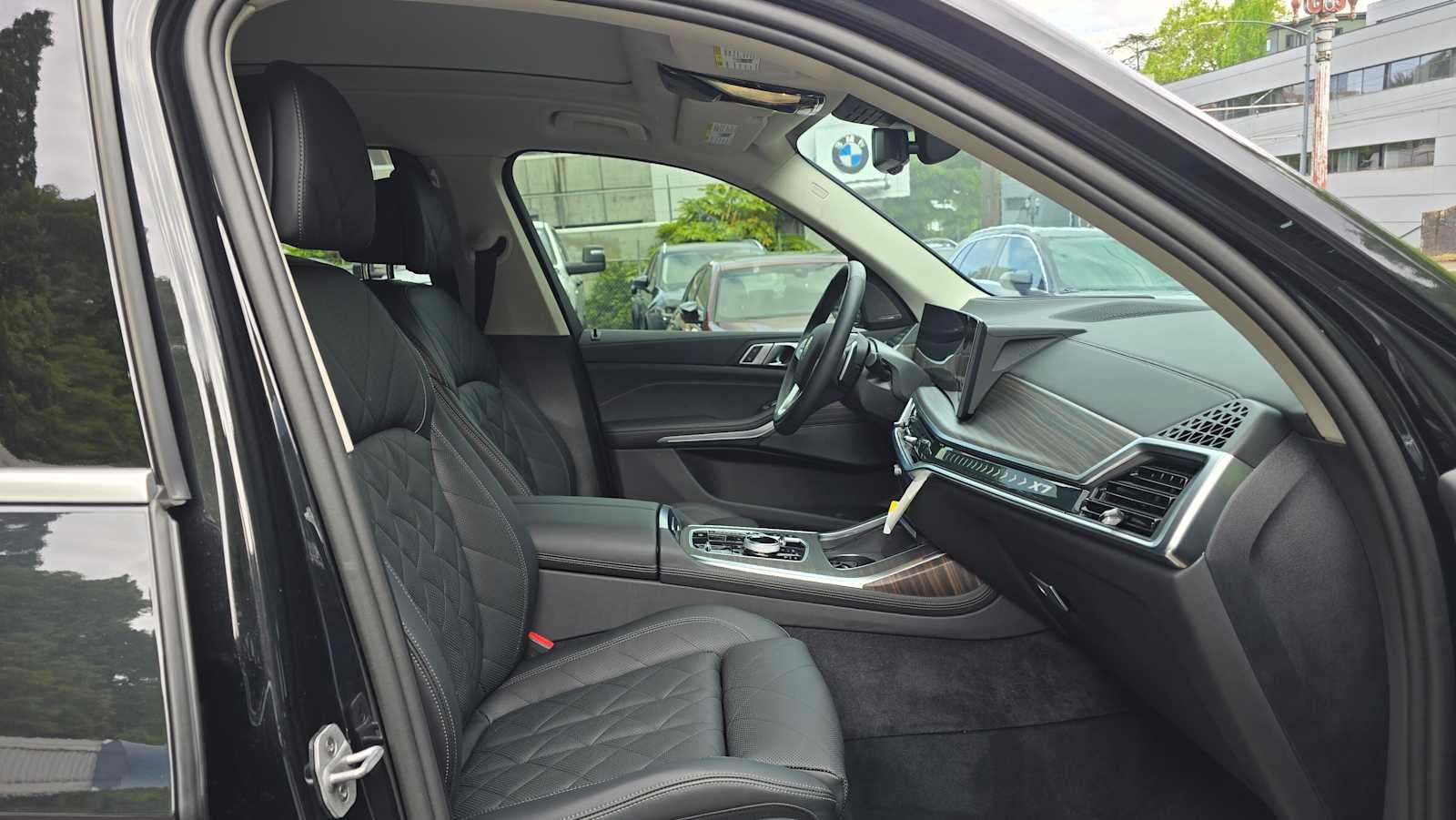 2025 BMW X7 xDrive40i xDrive40i