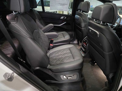 2027 BMW X7 xDrive40i xDrive40i