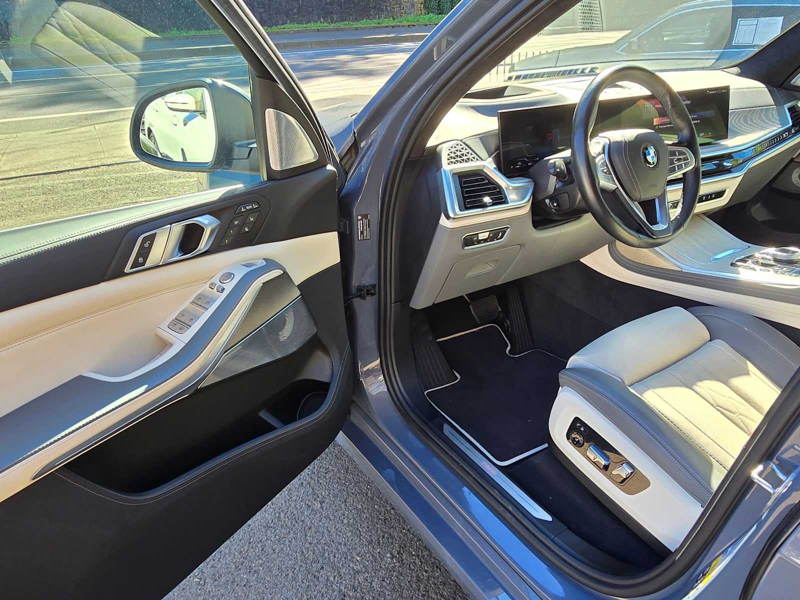 2023 BMW X7 xDrive40i xDrive40i