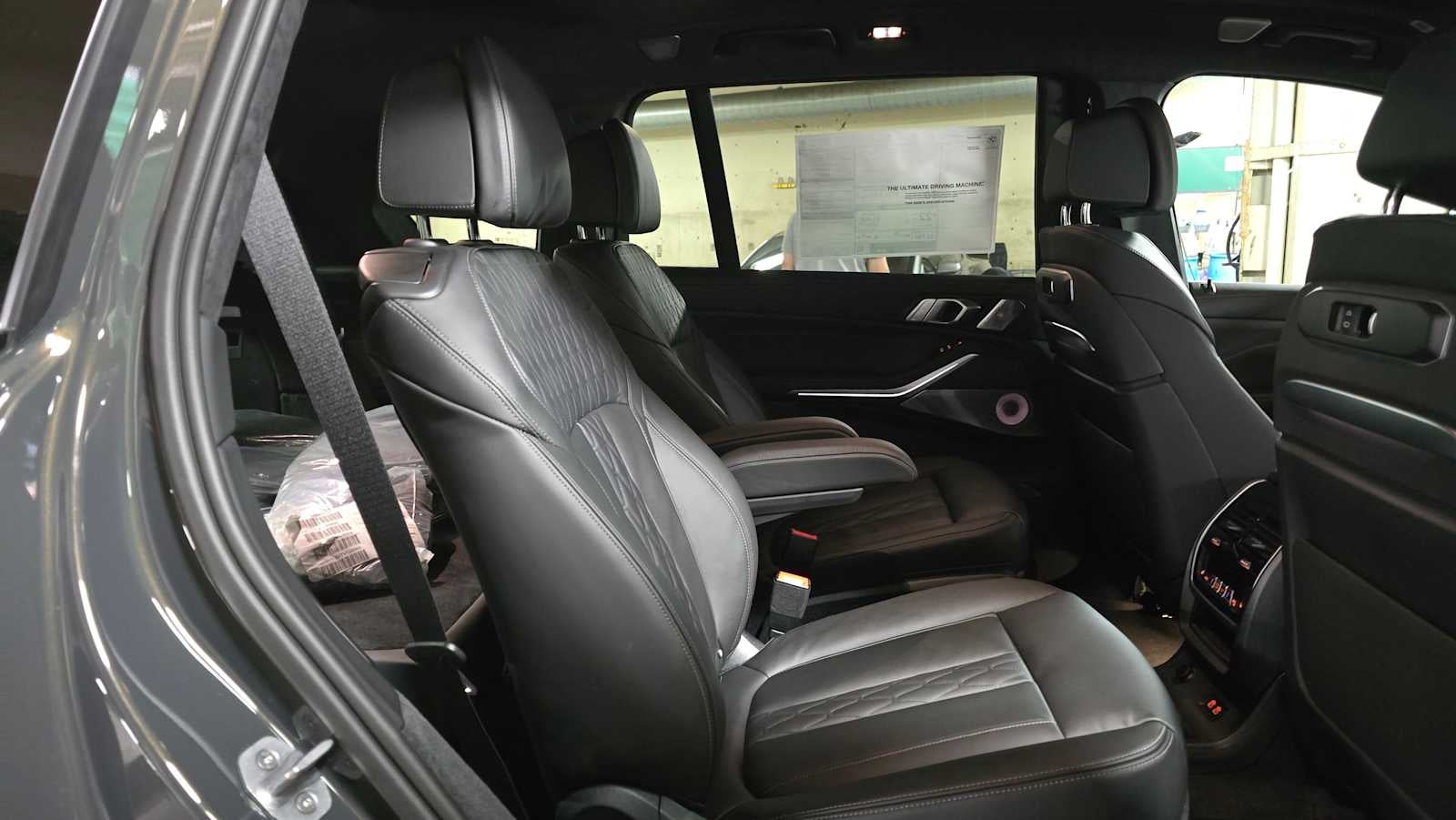 2027 BMW X7 xDrive40i xDrive40i