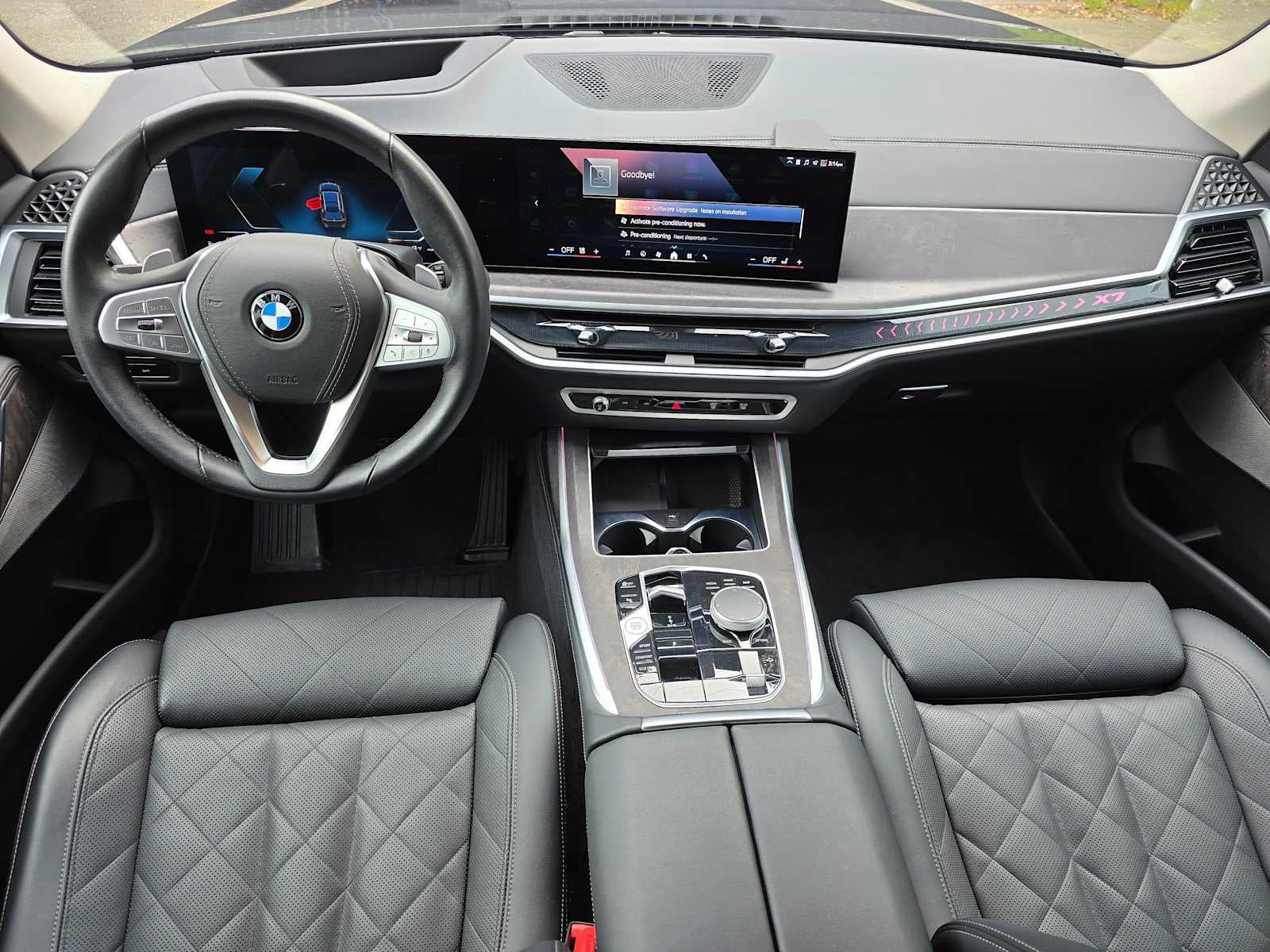 2025 BMW X7 xDrive40i