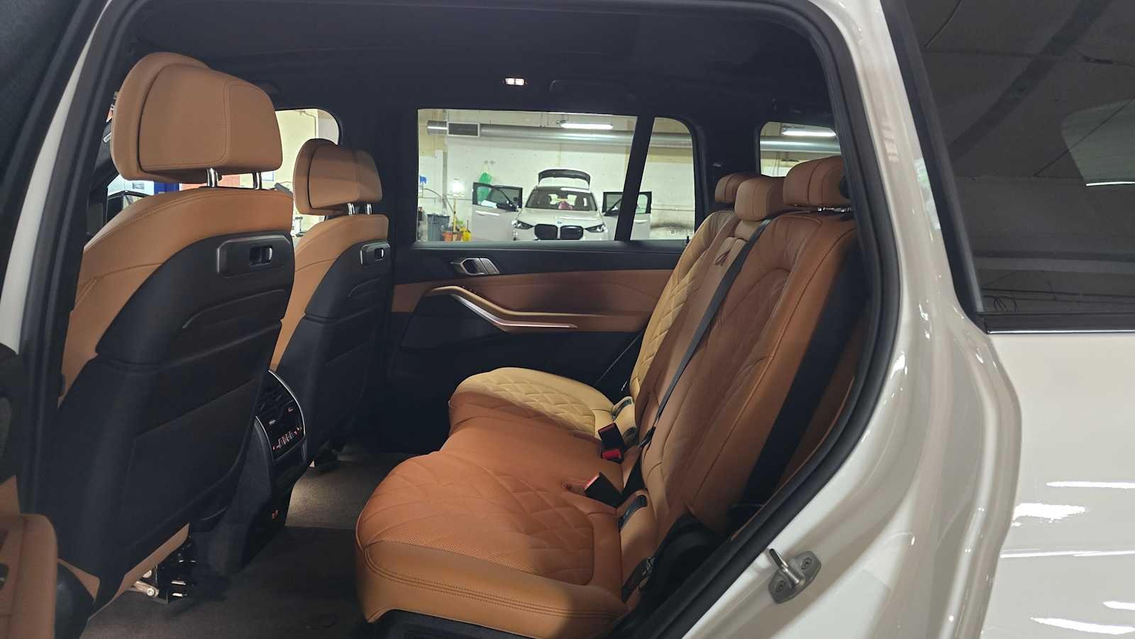 2027 BMW X7 xDrive40i xDrive40i