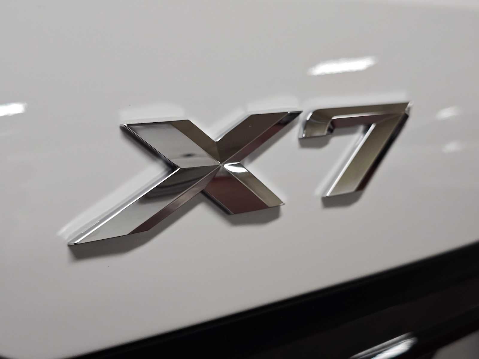 2026 BMW X7 xDrive40i xDrive40i