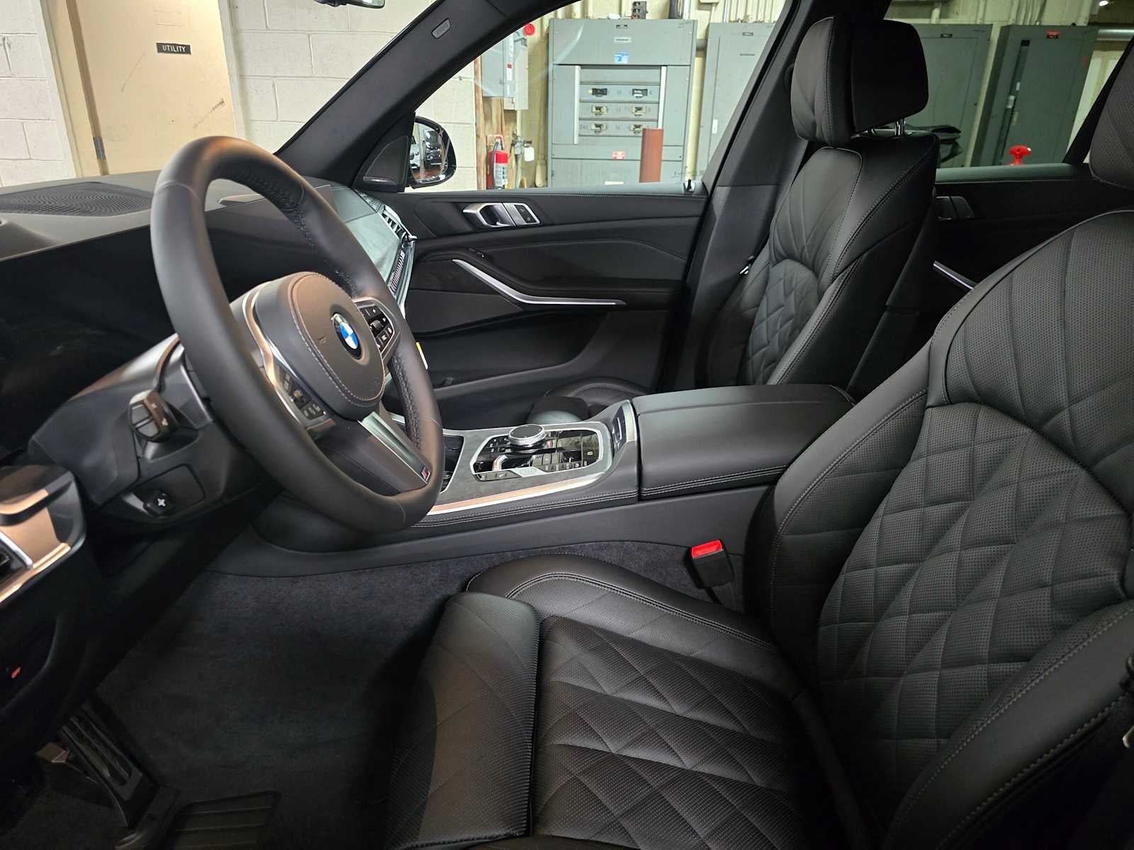 2026 BMW X5 xDrive40i xDrive40i