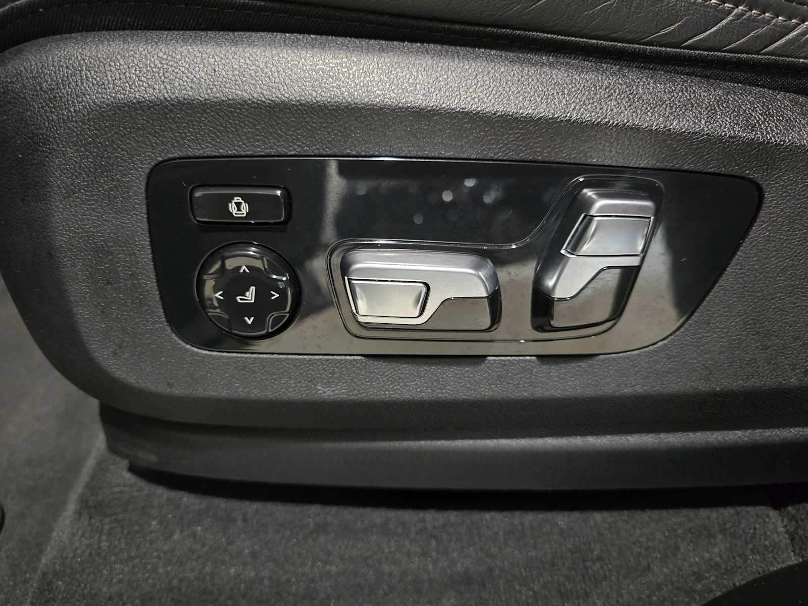 2024 BMW X5 xDrive40i xDrive40i