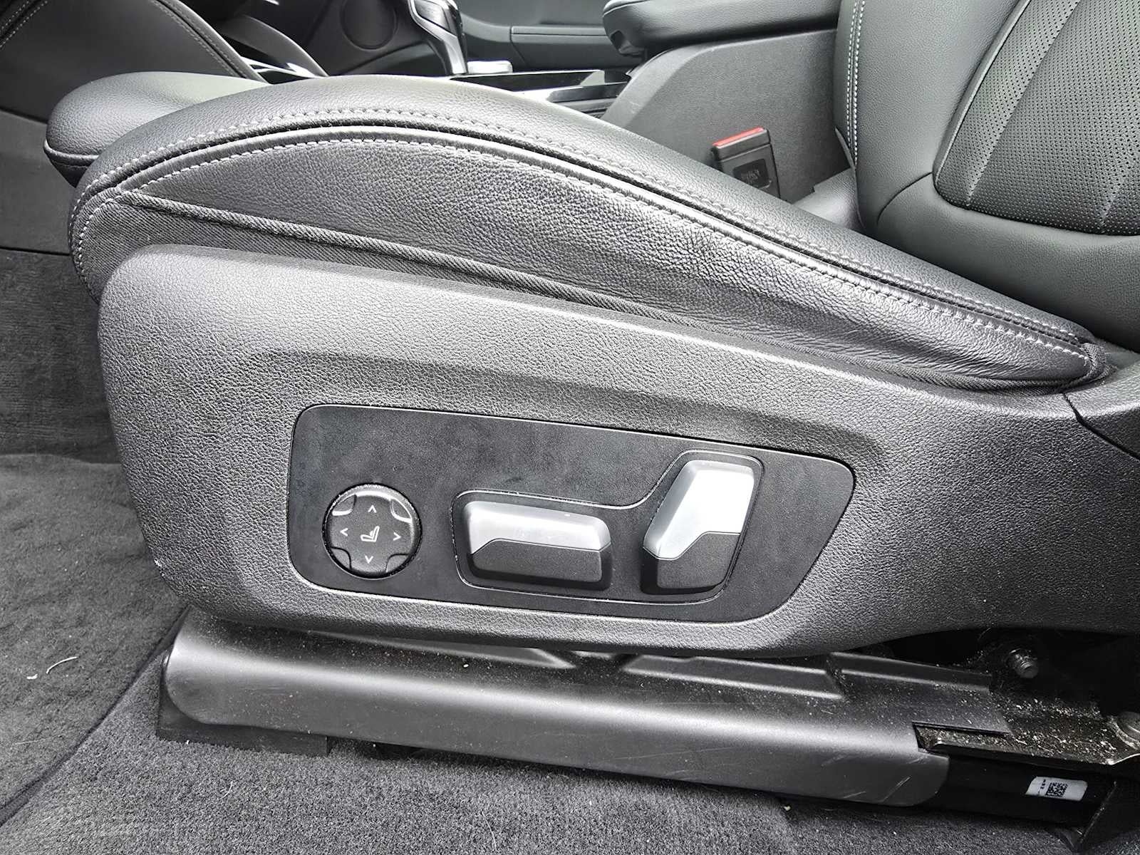 2022 BMW X4 xDrive30i