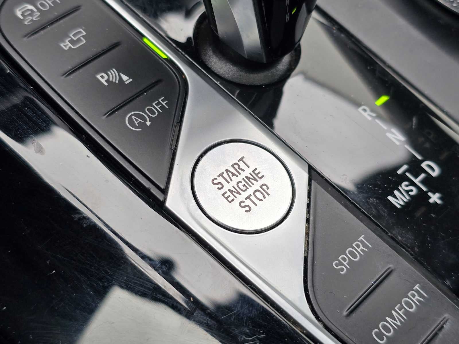 2022 BMW X4 xDrive30i