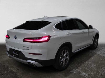 2023 BMW X4 xDrive30i
