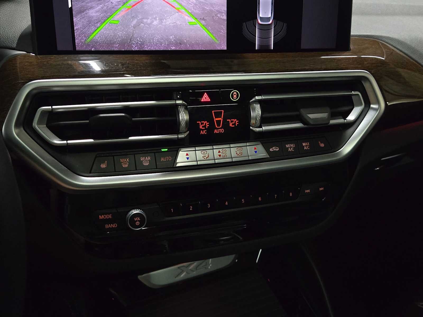 2023 BMW X4 xDrive30i