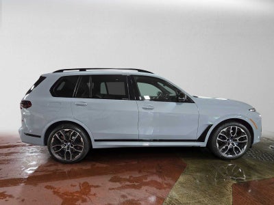 2027 BMW X7 M60i