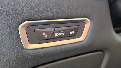 2026 BMW X7 M60i M60i