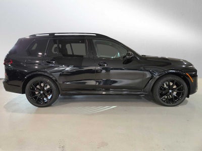 2027 BMW X7 M60i M60i