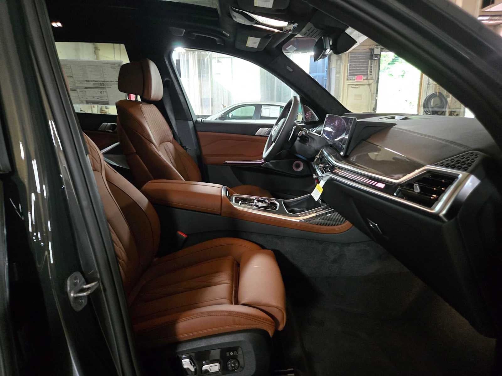 2027 BMW X7 M60i