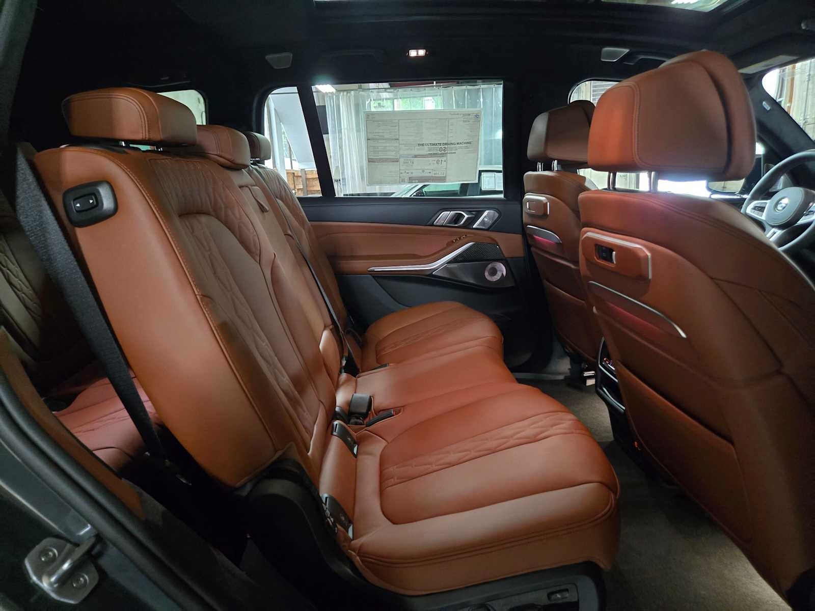 2027 BMW X7 M60i