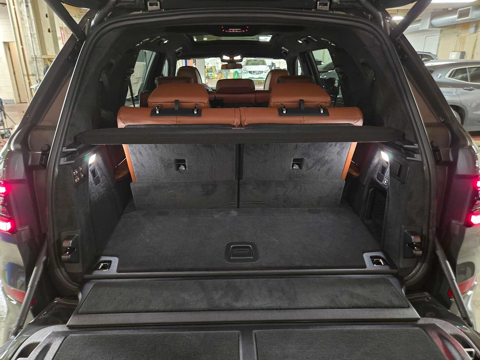 2027 BMW X7 M60i