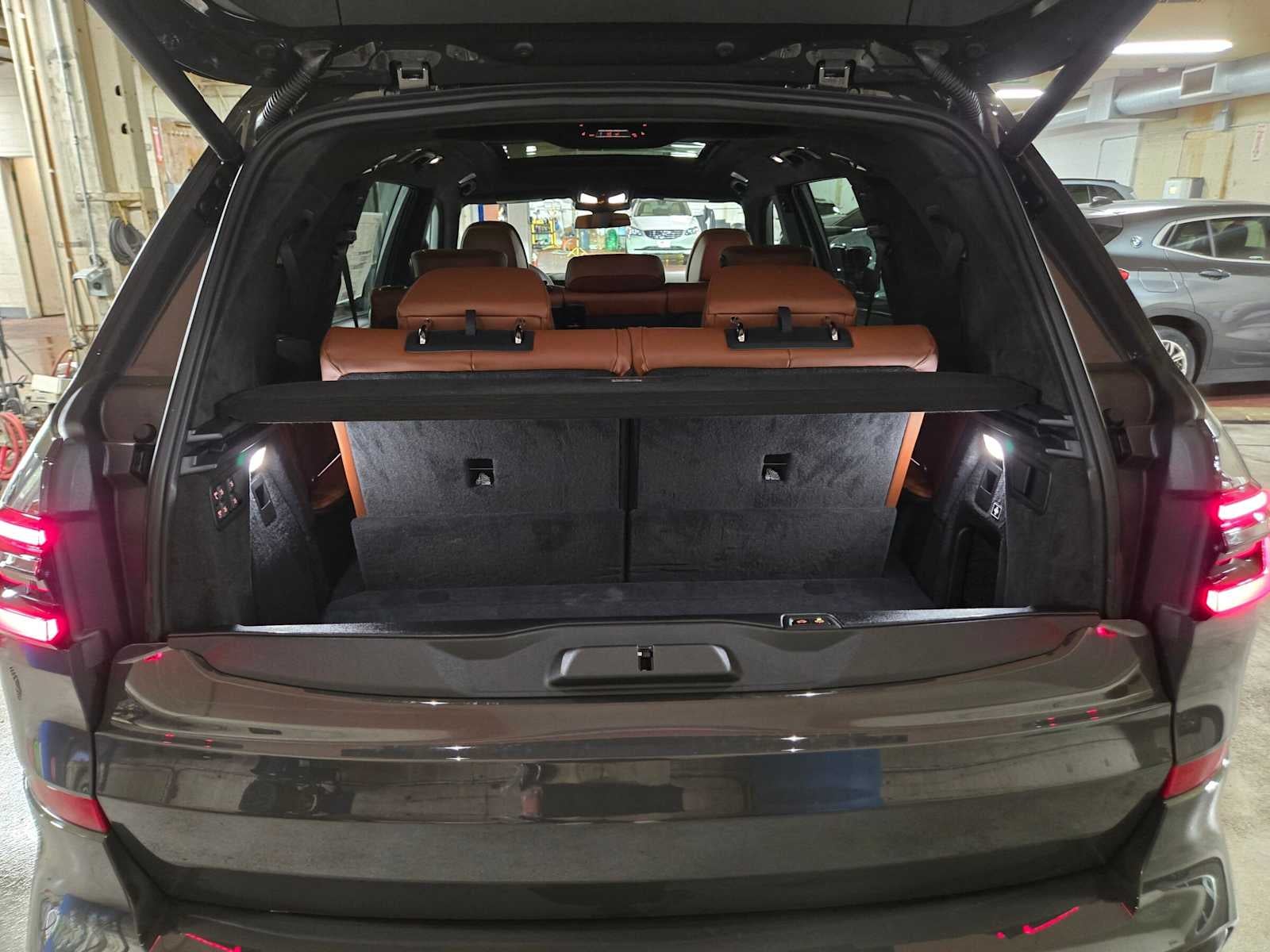 2027 BMW X7 M60i