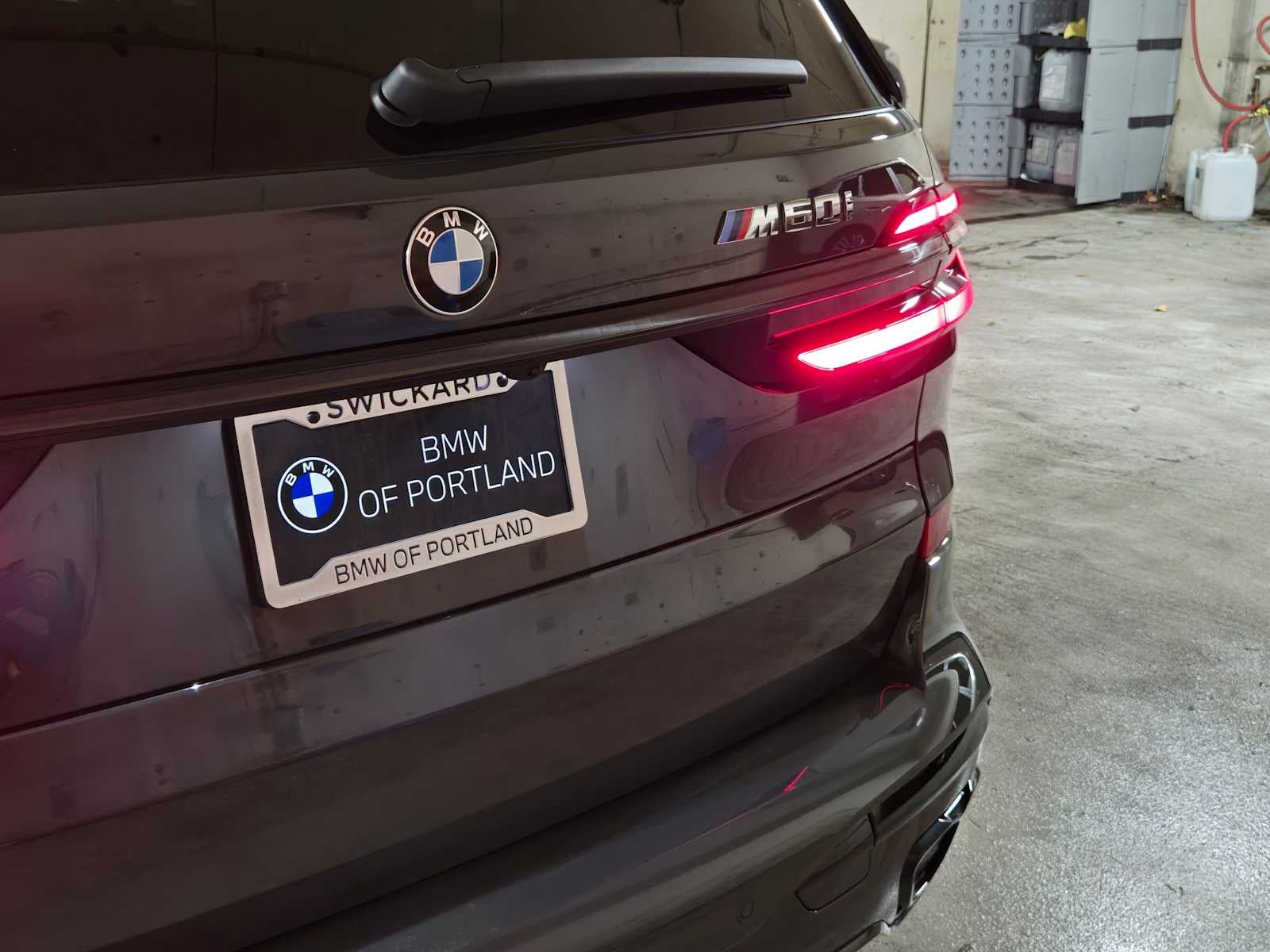 2027 BMW X7 M60i