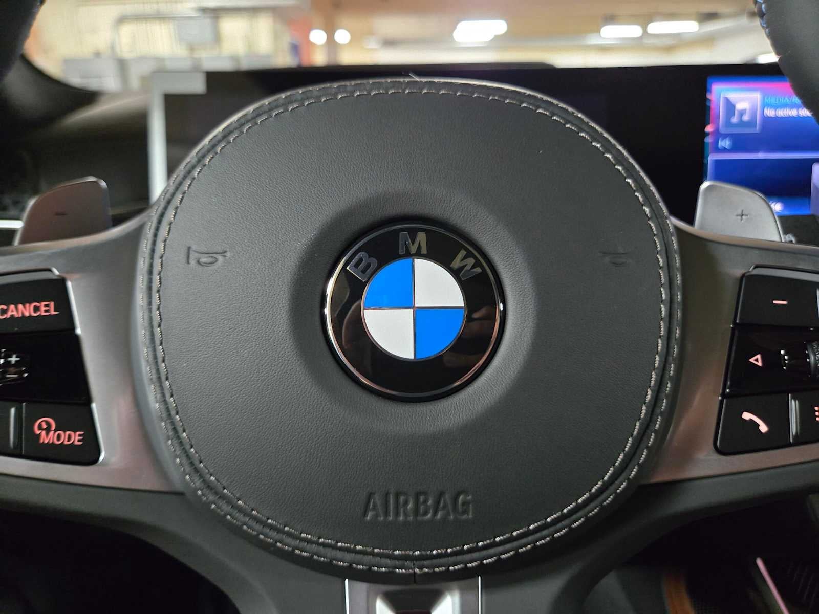2027 BMW X7 M60i