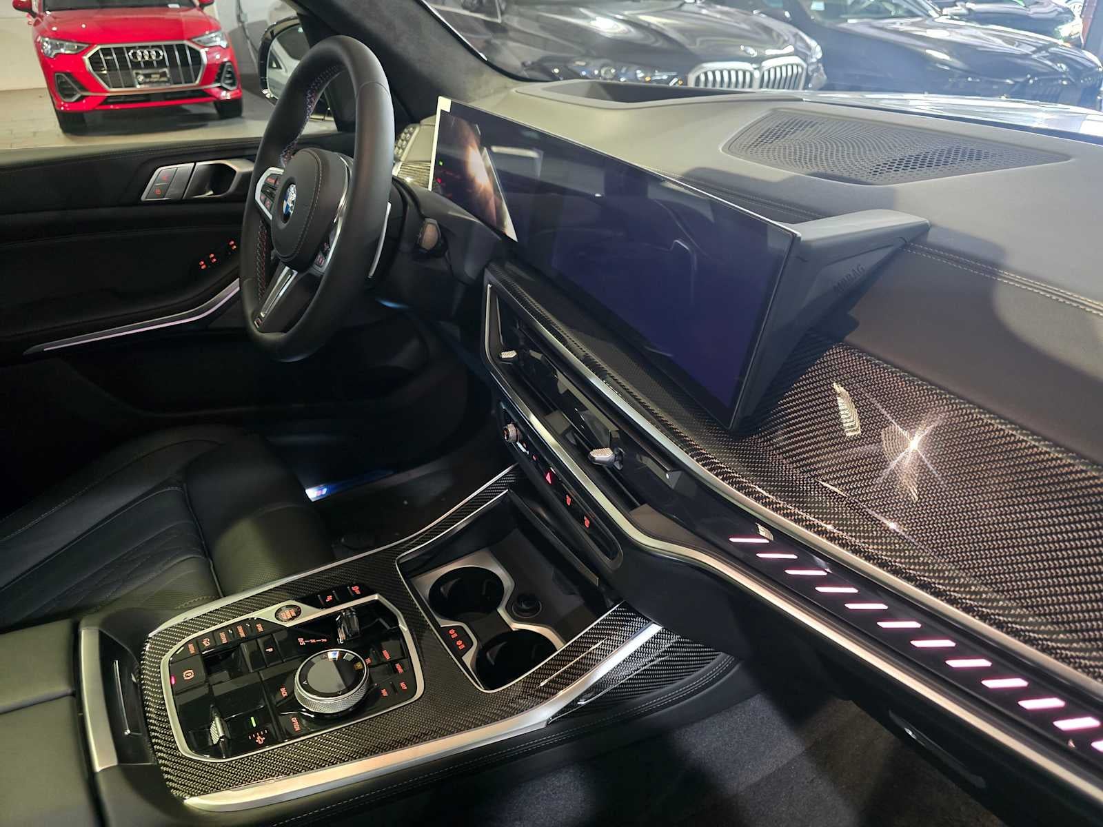 2026 BMW X7 M60i M60i