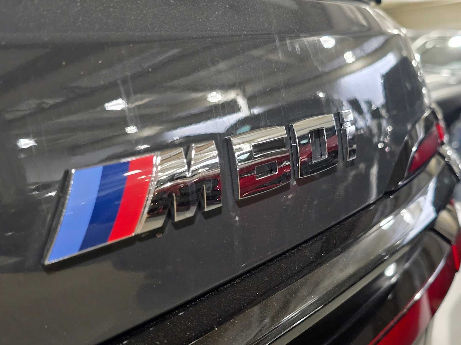 2026 BMW X7 M60i M60i