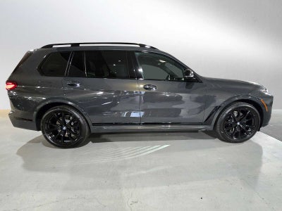 2026 BMW X7 M60i M60i