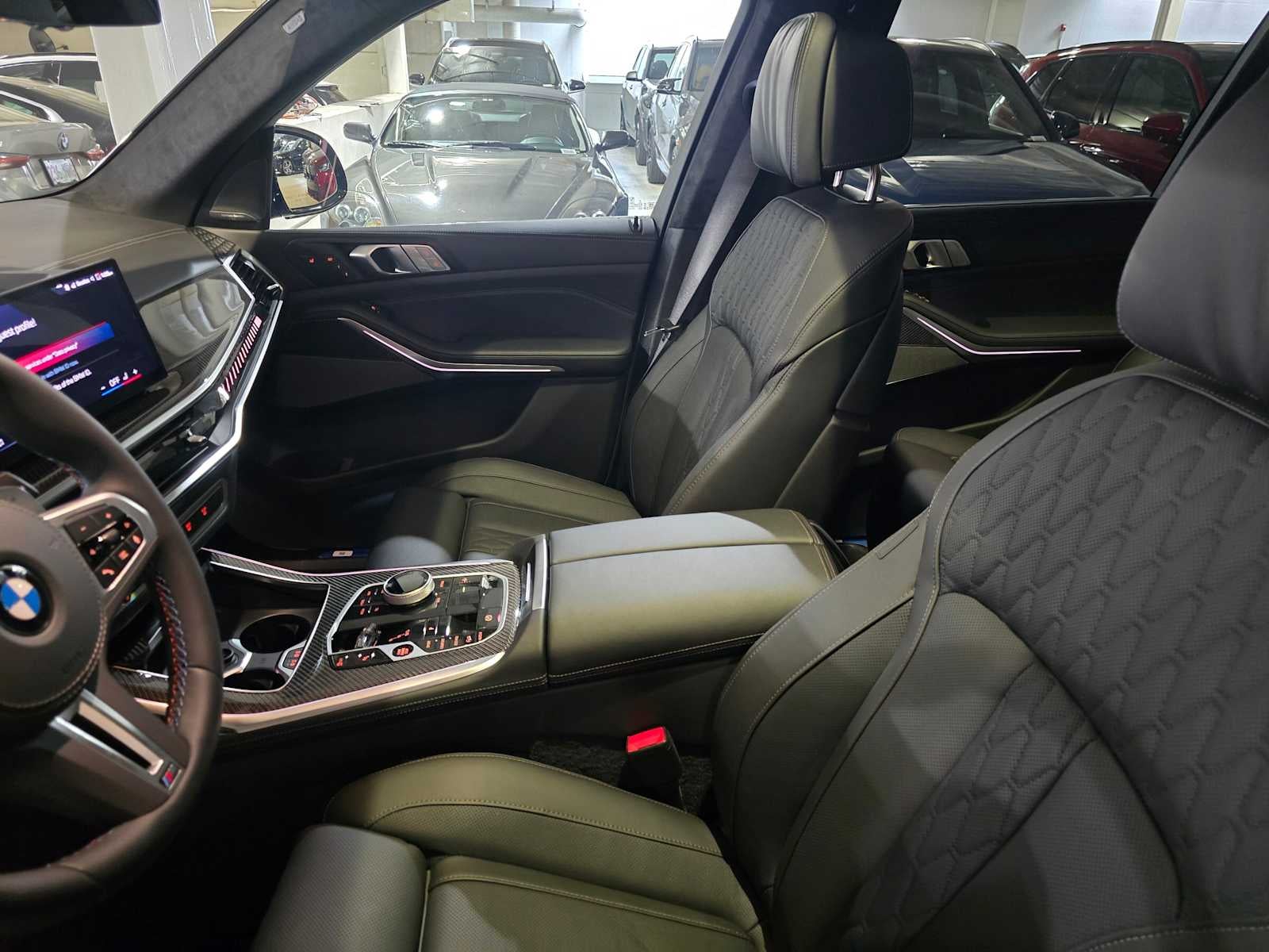 2026 BMW X7 M60i M60i