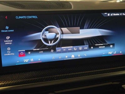 2026 BMW X7 M60i M60i