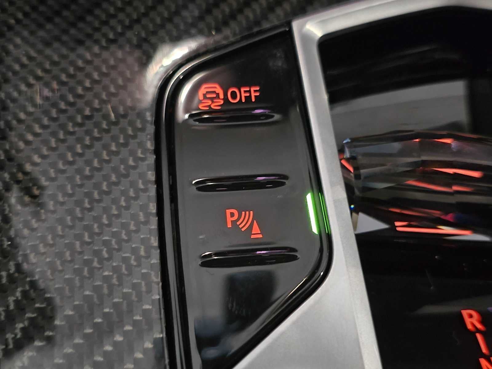 2026 BMW X7 M60i M60i