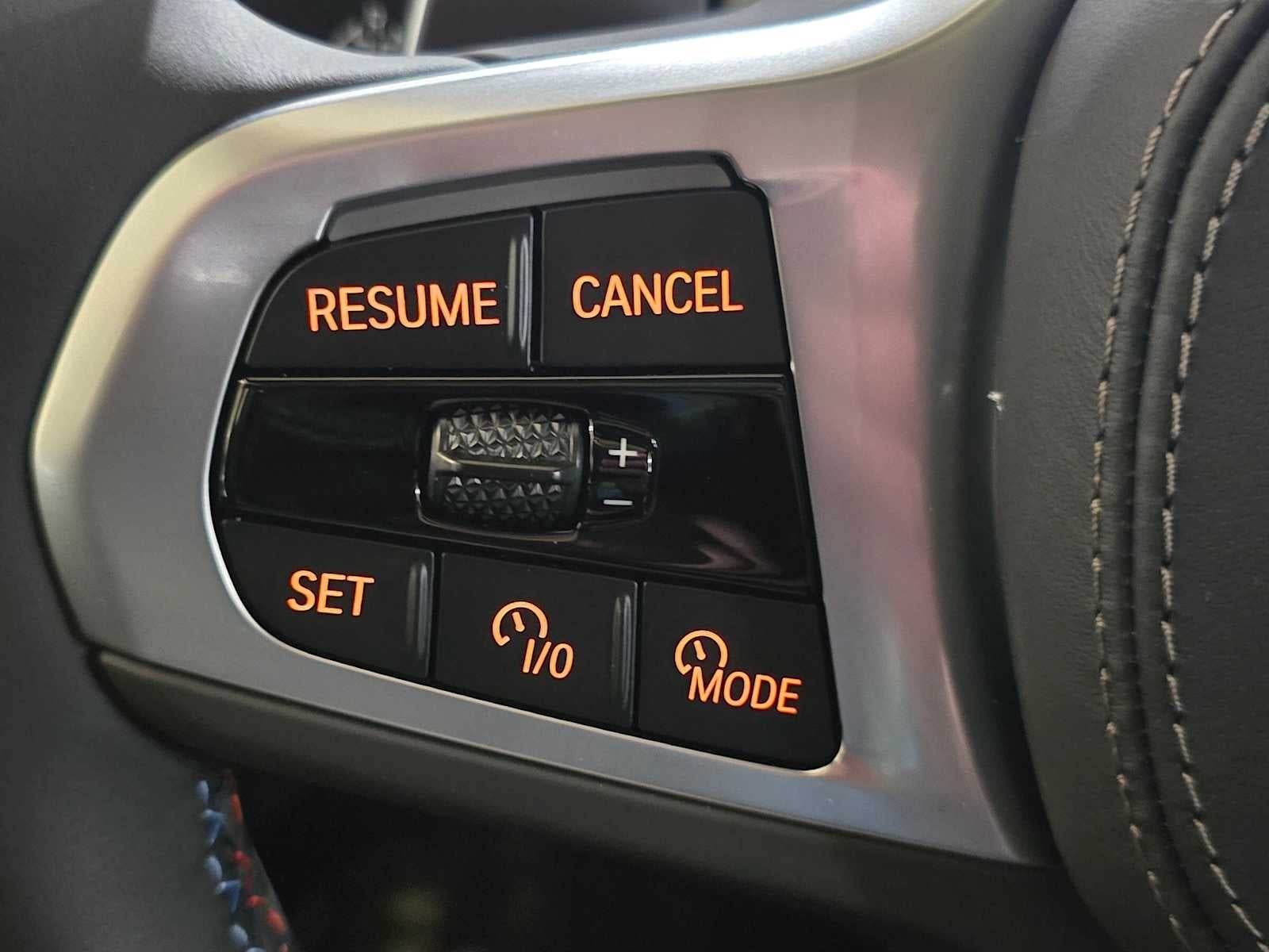 2026 BMW X7 M60i M60i