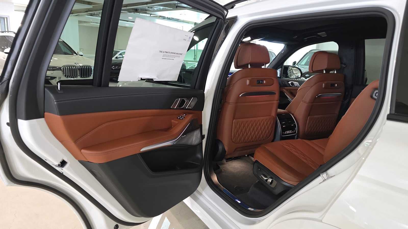 2027 BMW X7 M60i