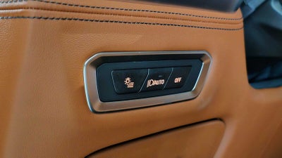 2027 BMW X7 M60i