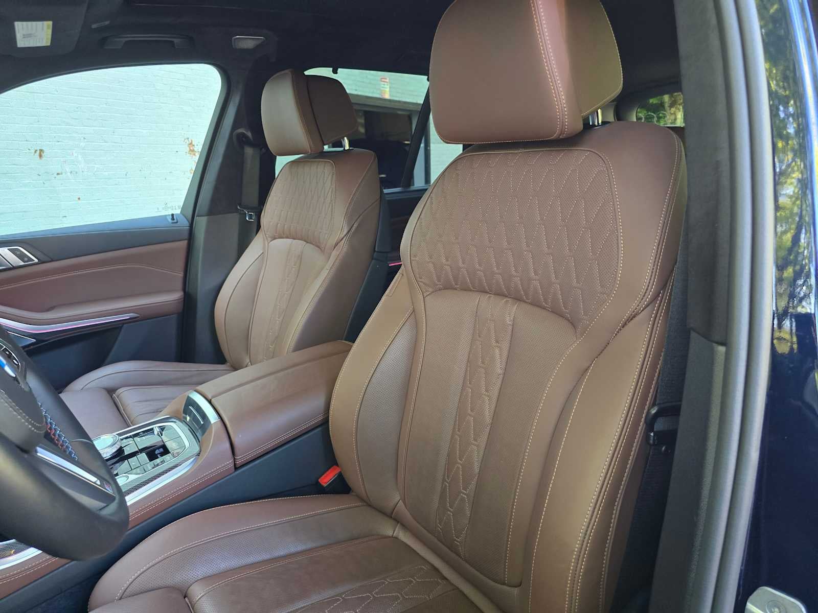 2025 BMW X5 M60i M60i