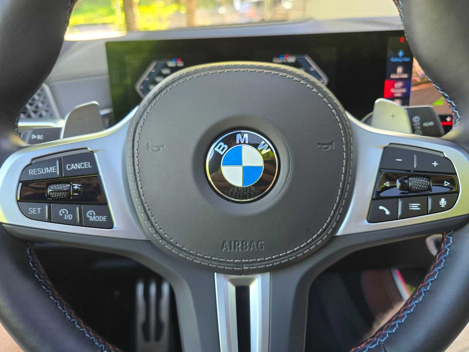 2025 BMW X5 M60i M60i