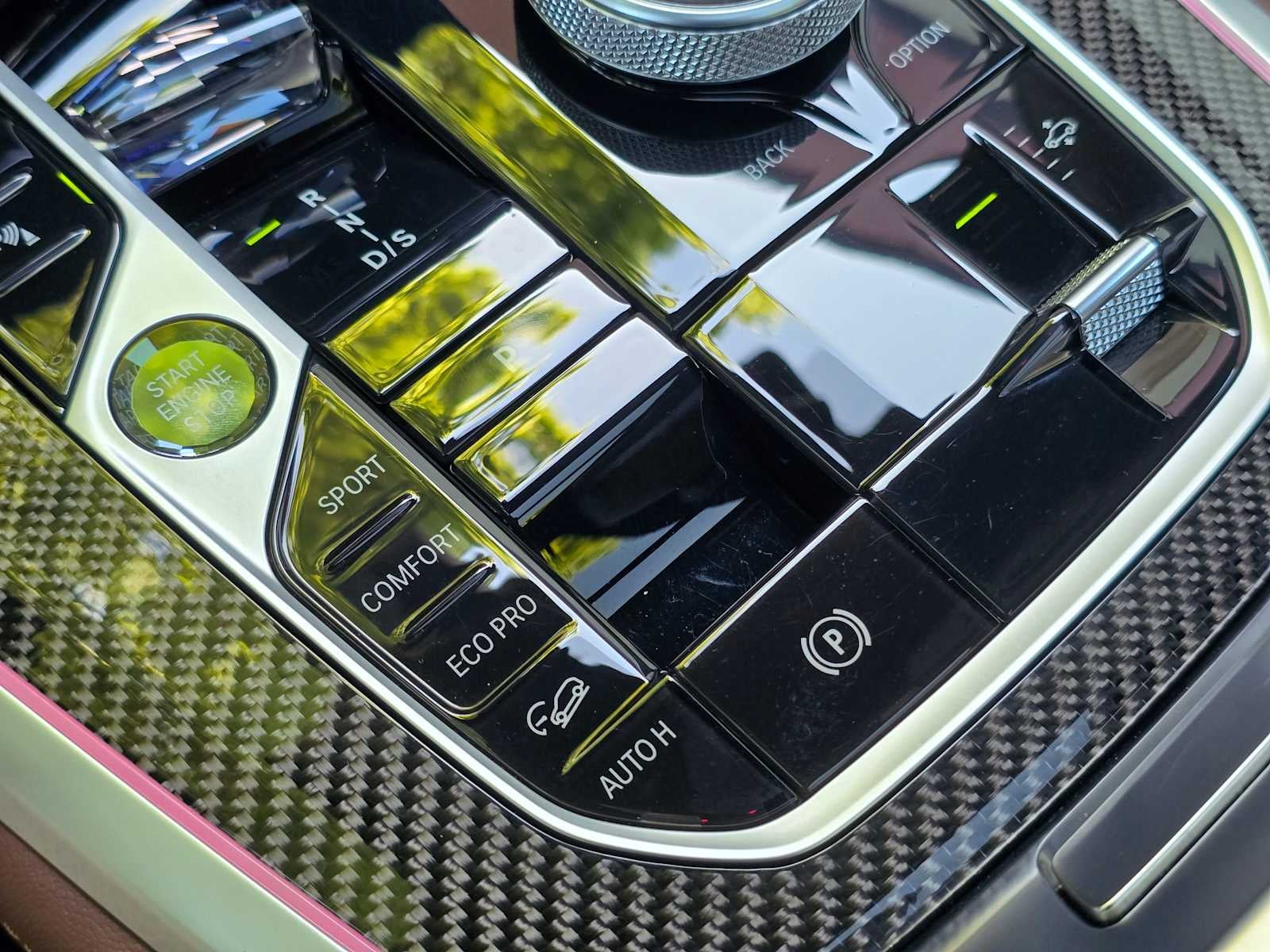 2025 BMW X5 M60i M60i