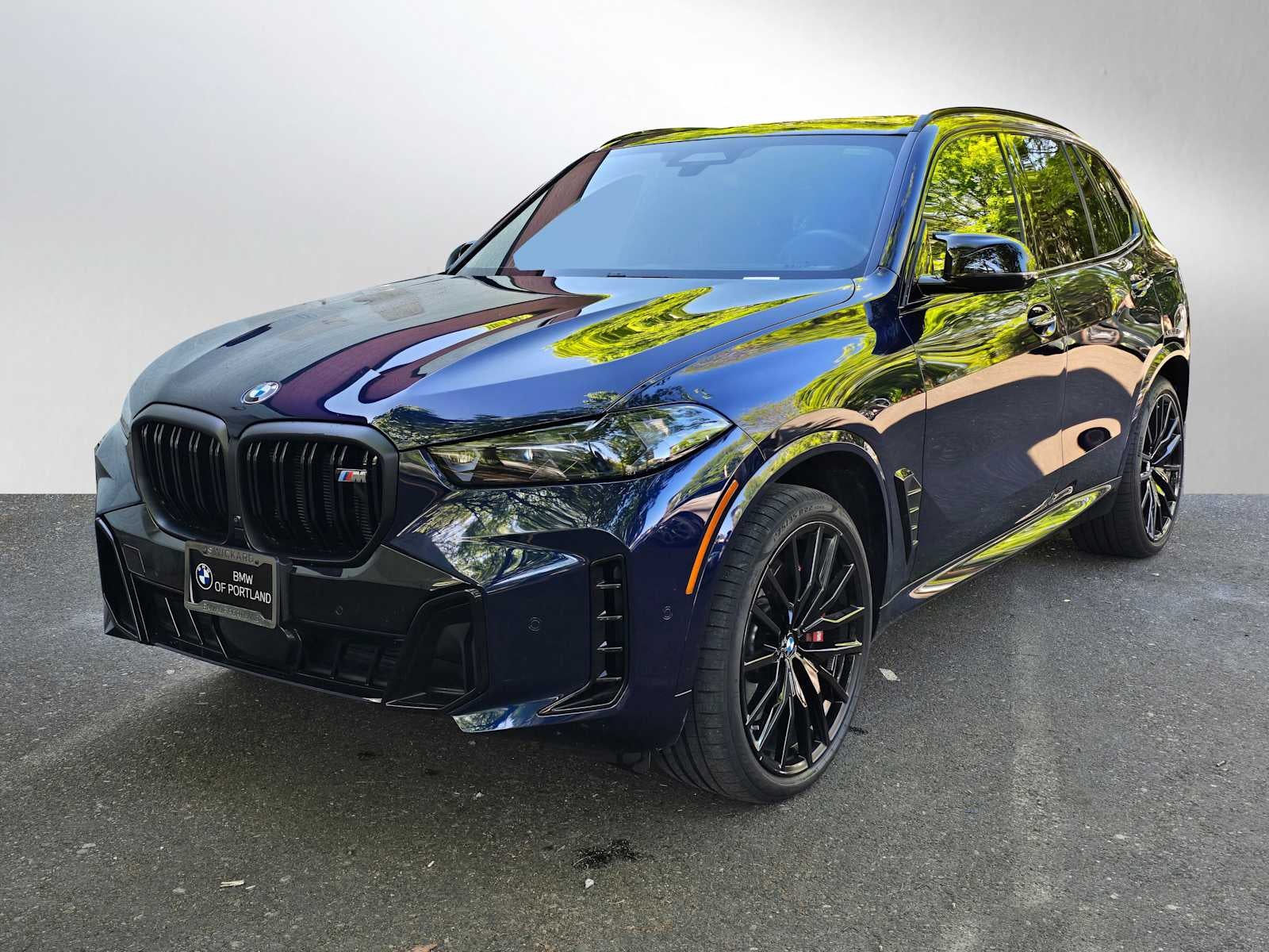 2025 BMW X5 M60i M60i