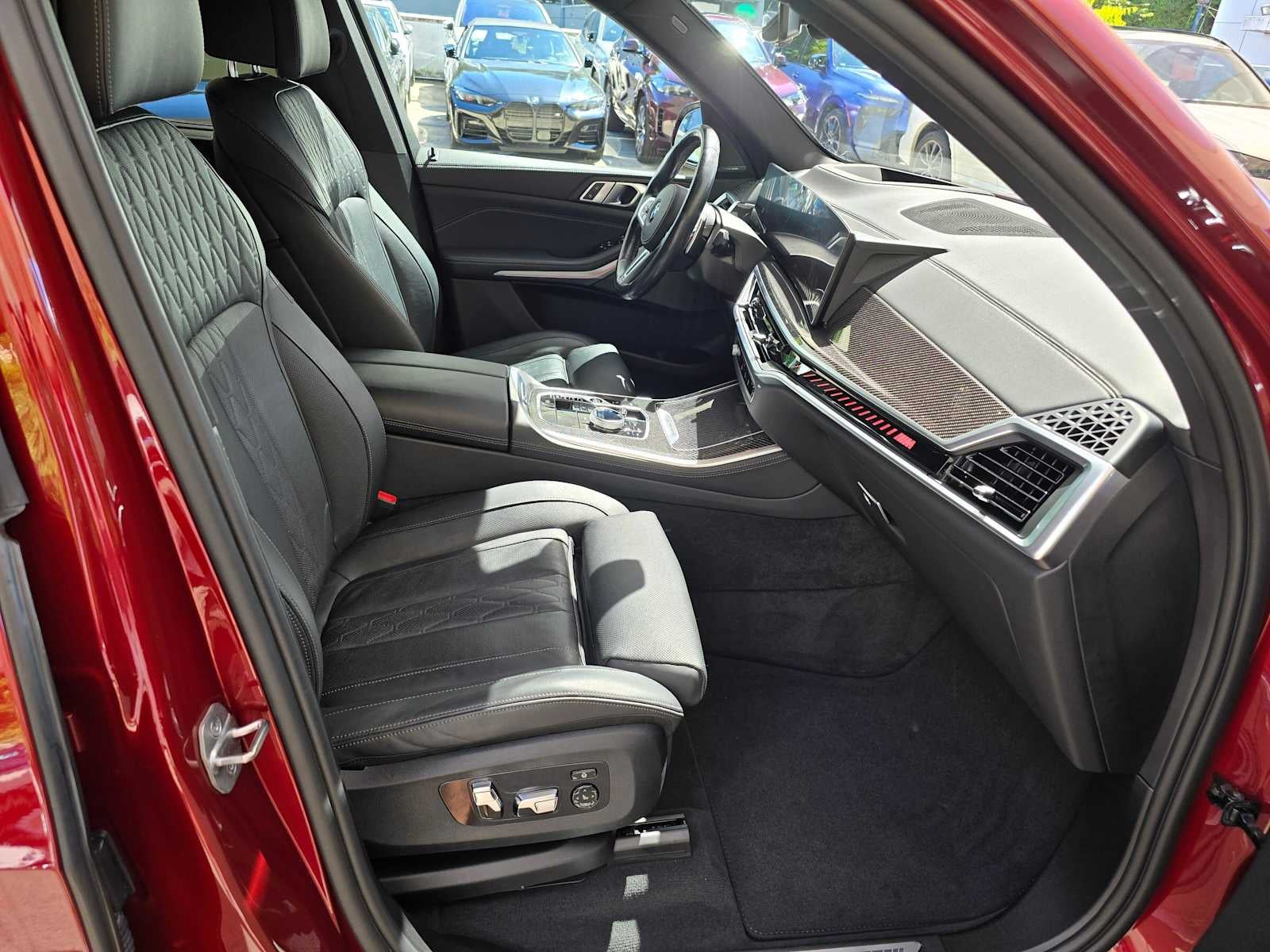 2024 BMW X5 M60i M60i