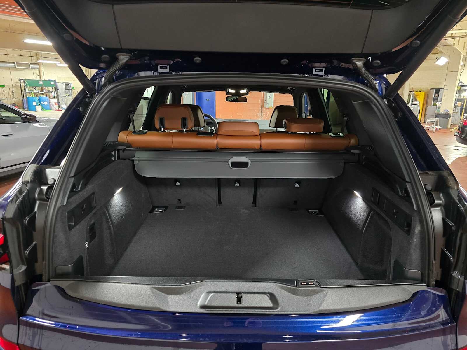 2026 BMW X5 M60i M60i