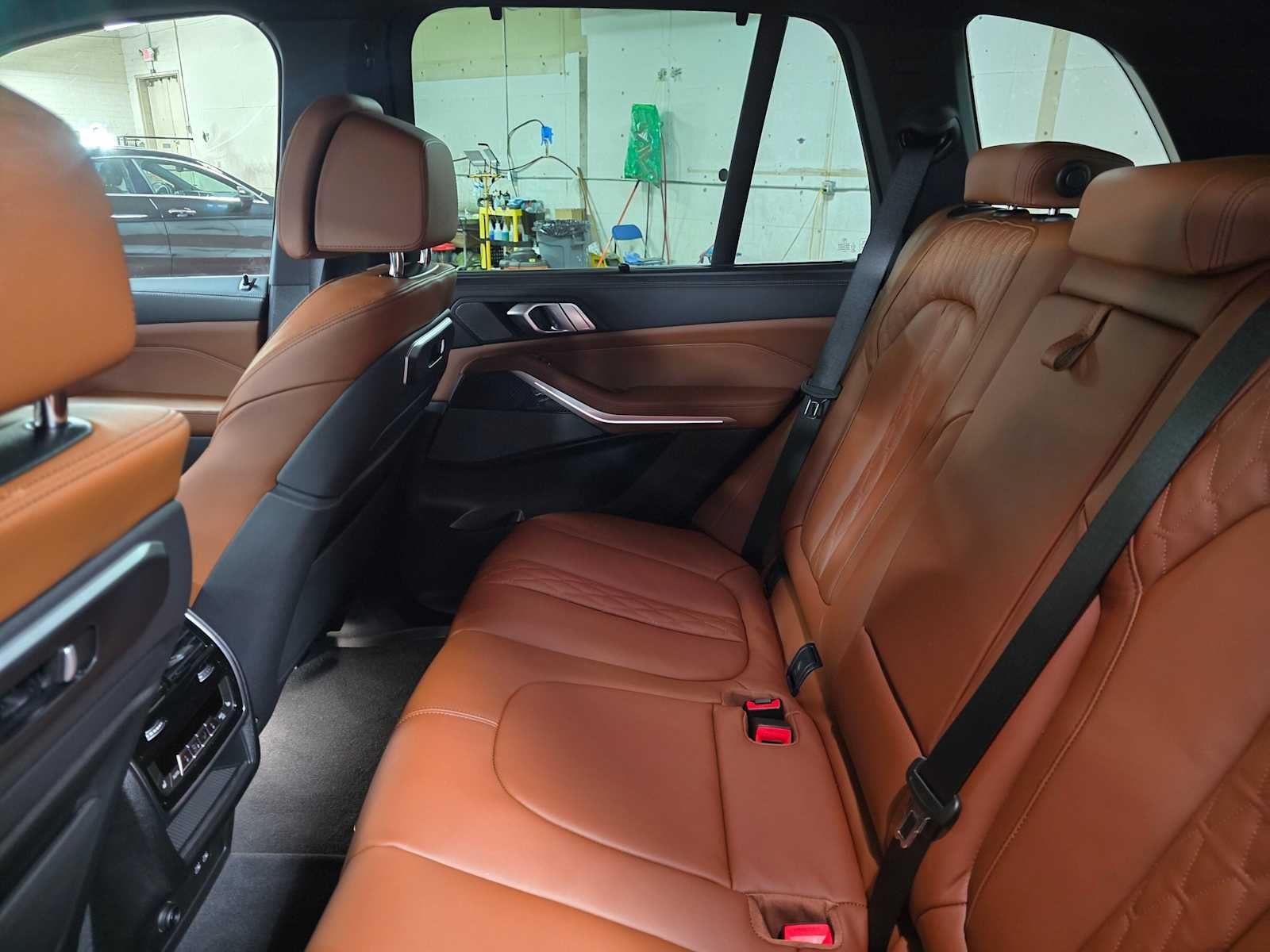 2026 BMW X5 M60i M60i