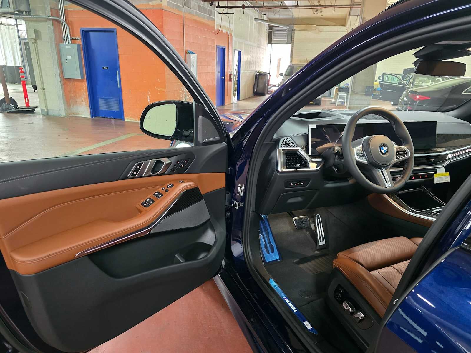 2026 BMW X5 M60i M60i