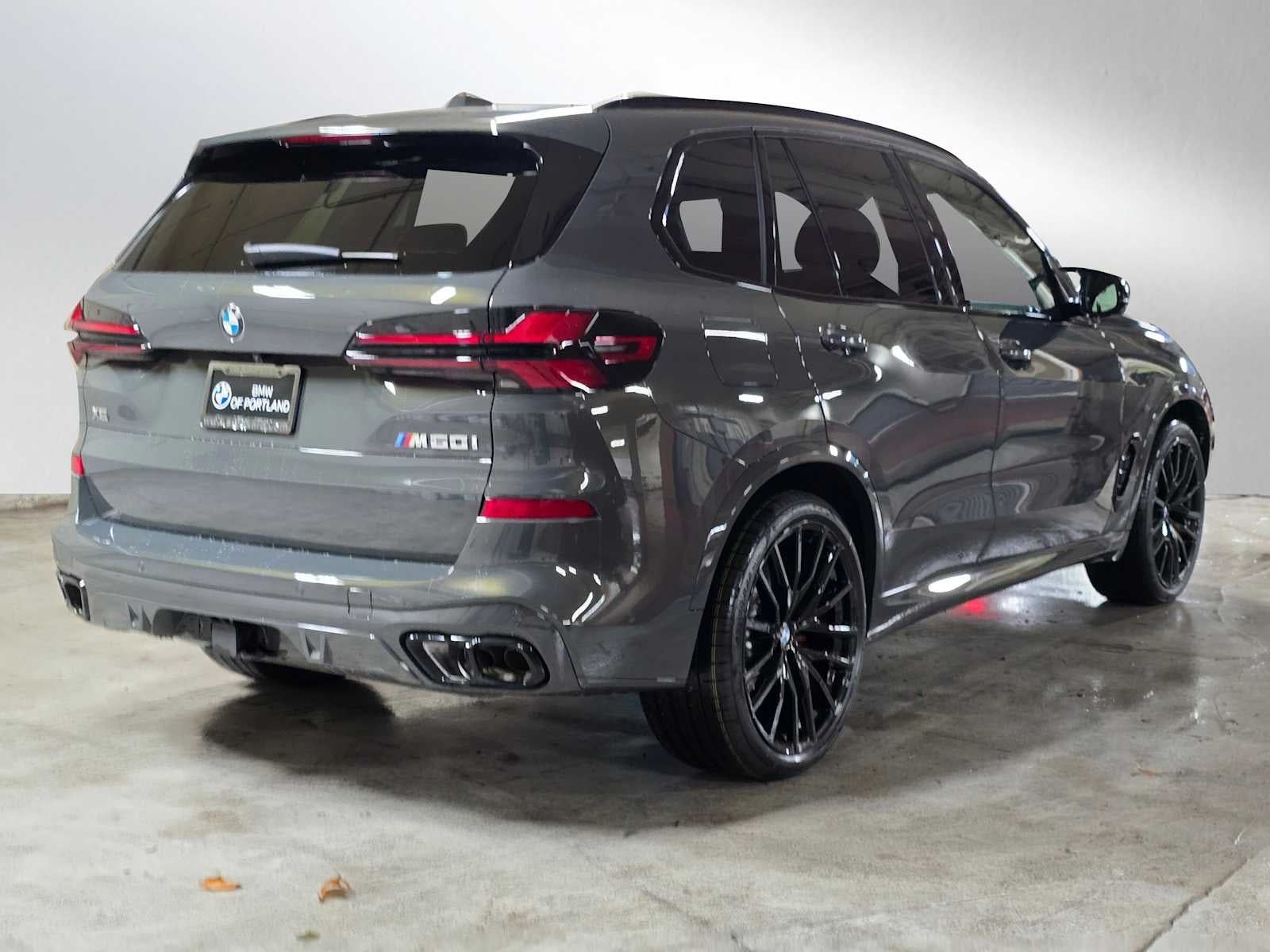 2026 BMW X5 M60i