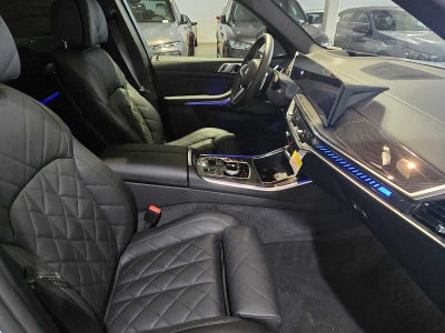 2026 BMW X5 M60i M60i
