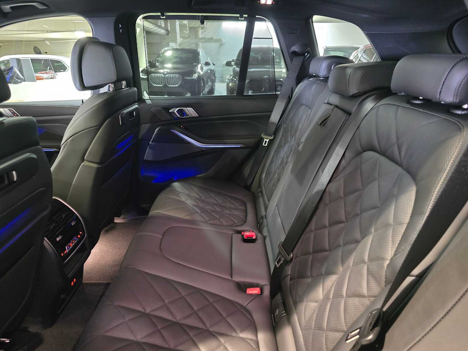2026 BMW X5 M60i M60i