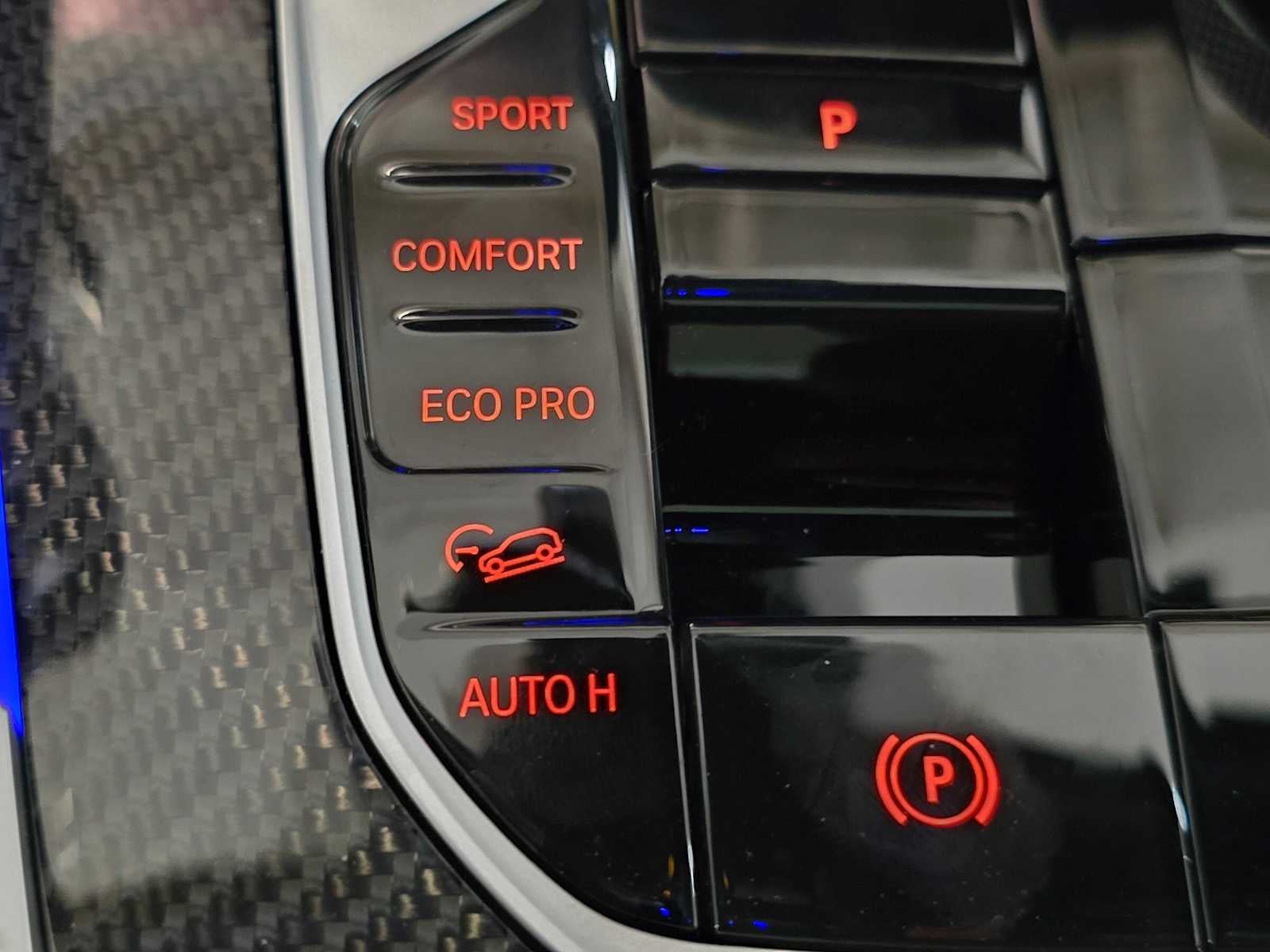 2026 BMW X5 M60i M60i