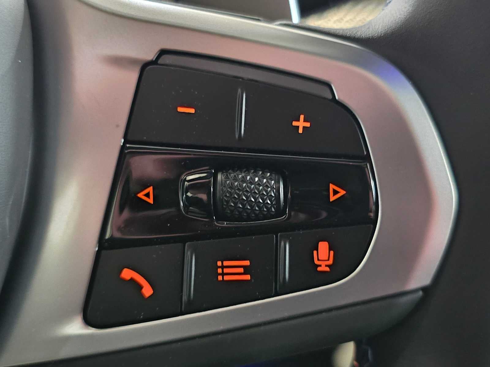2026 BMW X5 M60i M60i