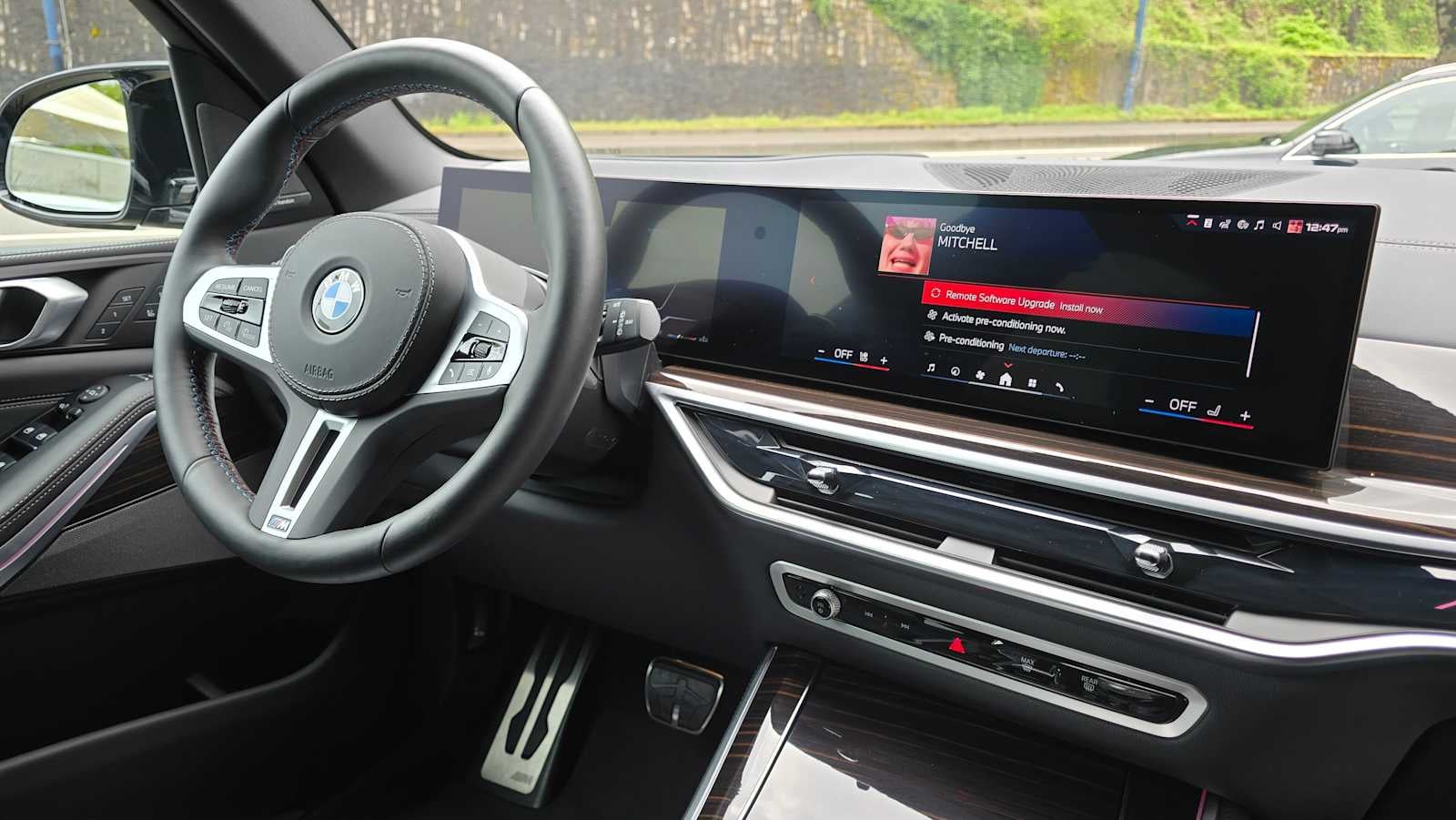 2025 BMW X5 M60i M60i