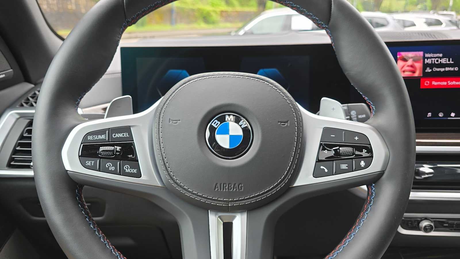 2025 BMW X5 M60i M60i
